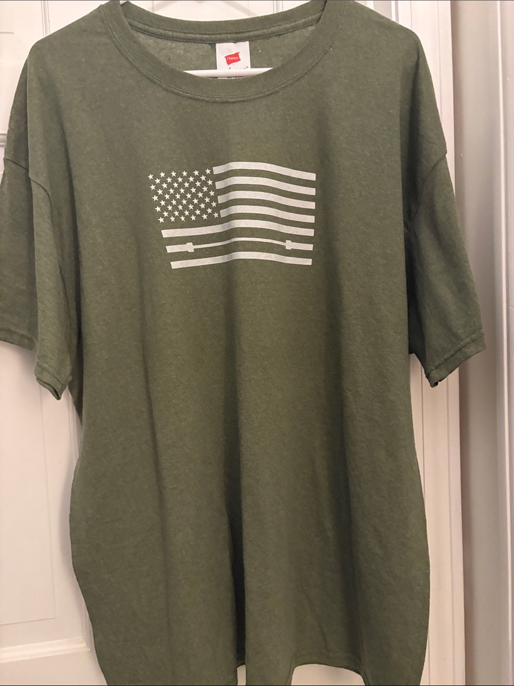 Hanes Olive Green T-Shirt with White Flag Graphic